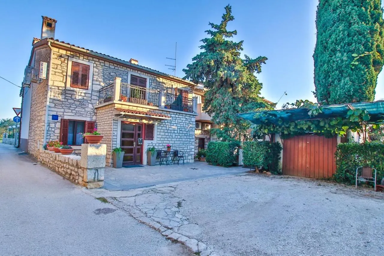 Mikelic Stara Barbariga Hotel 3*,  Croatia
